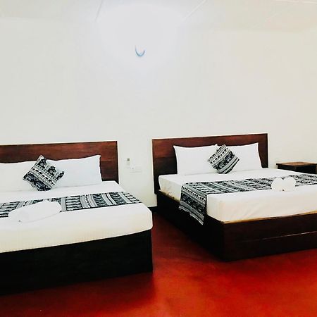 Wild Hut Habarana B&B 외부 사진