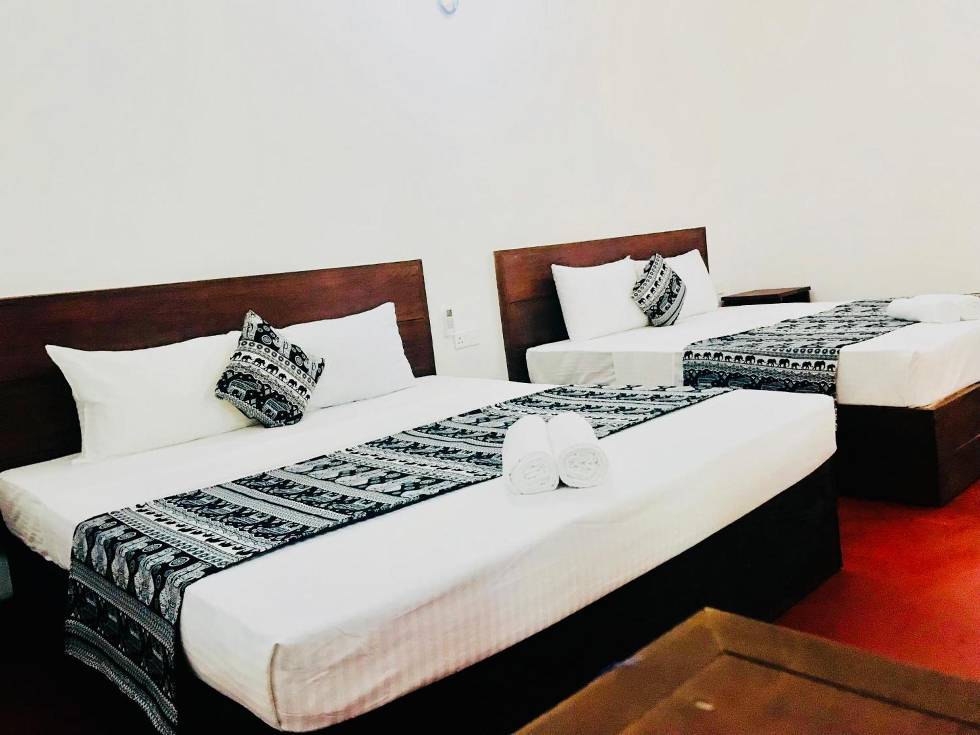 Wild Hut Habarana B&B 외부 사진