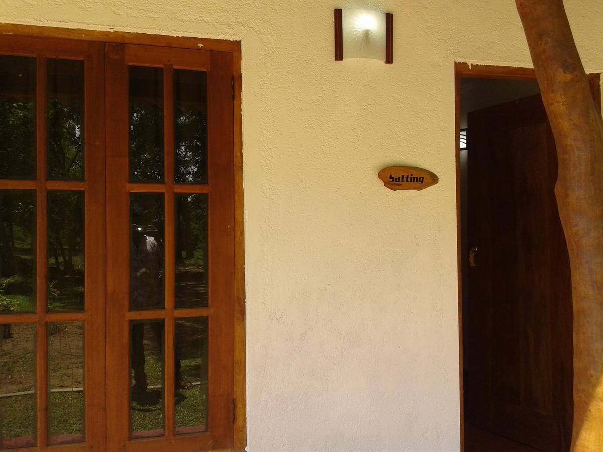 Wild Hut Habarana B&B 외부 사진